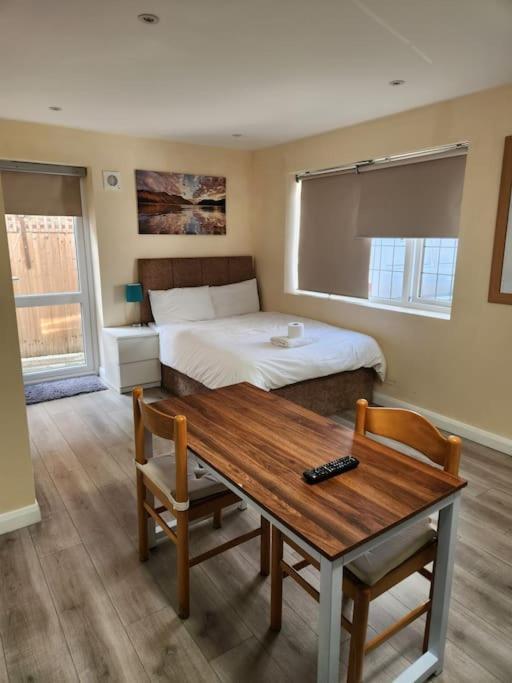 Beautiful Private En-Suite Room With Its Own Entry Bexleyheath Exterior photo